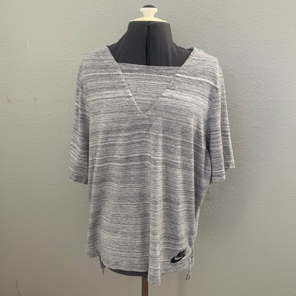 Nike Gray Blouse Women’s Sz XL - Picture 2 of 12
